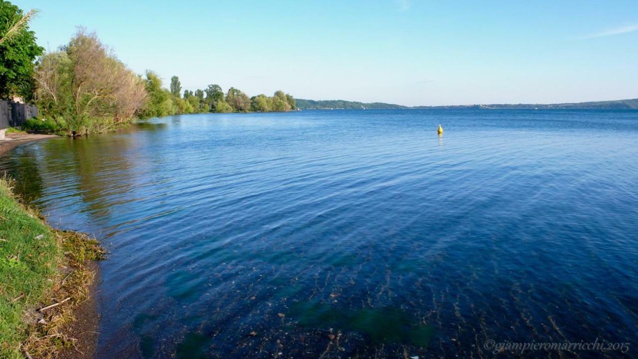 The Lake Chalet Bracciano  Exterior photo